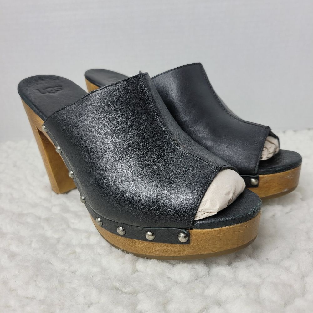 Ugg Australia Womensl Studded  Shoes Size 8 Wood Heel Black Leather Open Toe